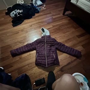 Special One girls XL puffer jacked with inner lining, purple. New.